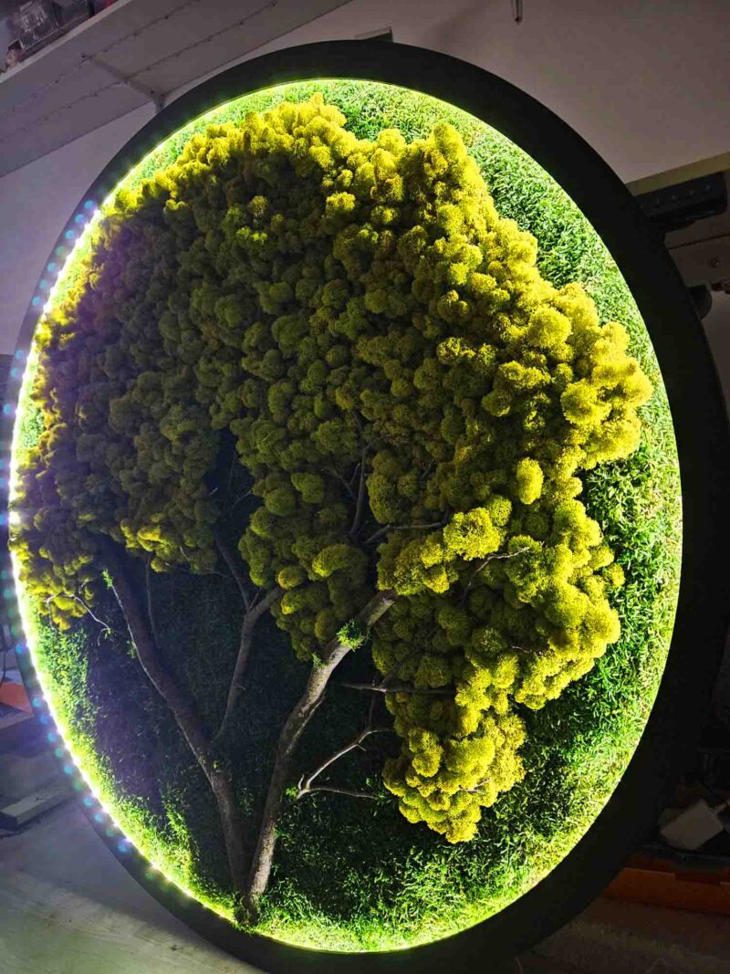 tablou rotund copac cu licheni si led4