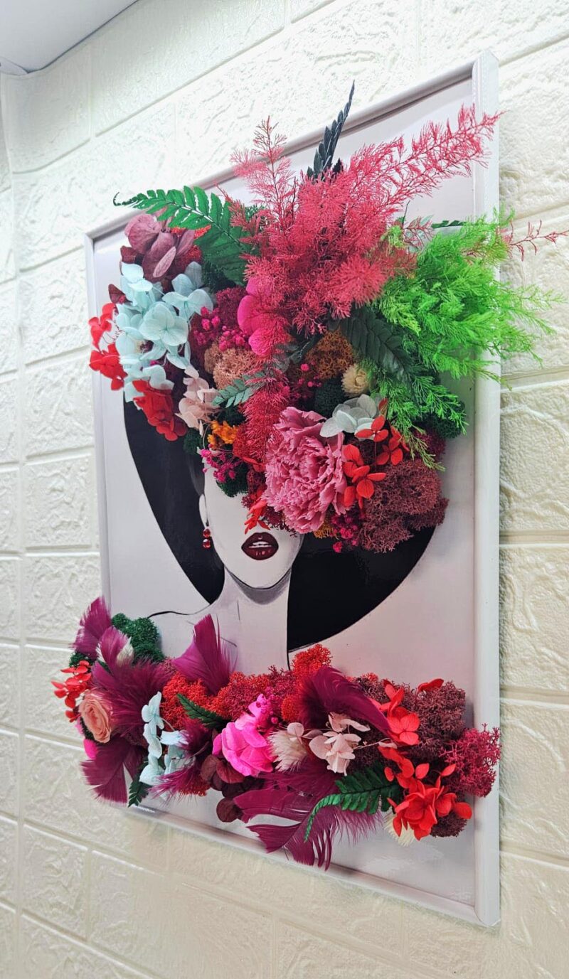 tablou cu licheni doamna cu palarie