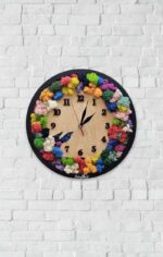ceas cu licheni colorati si lemn ceas cu licheni colorati si lemn